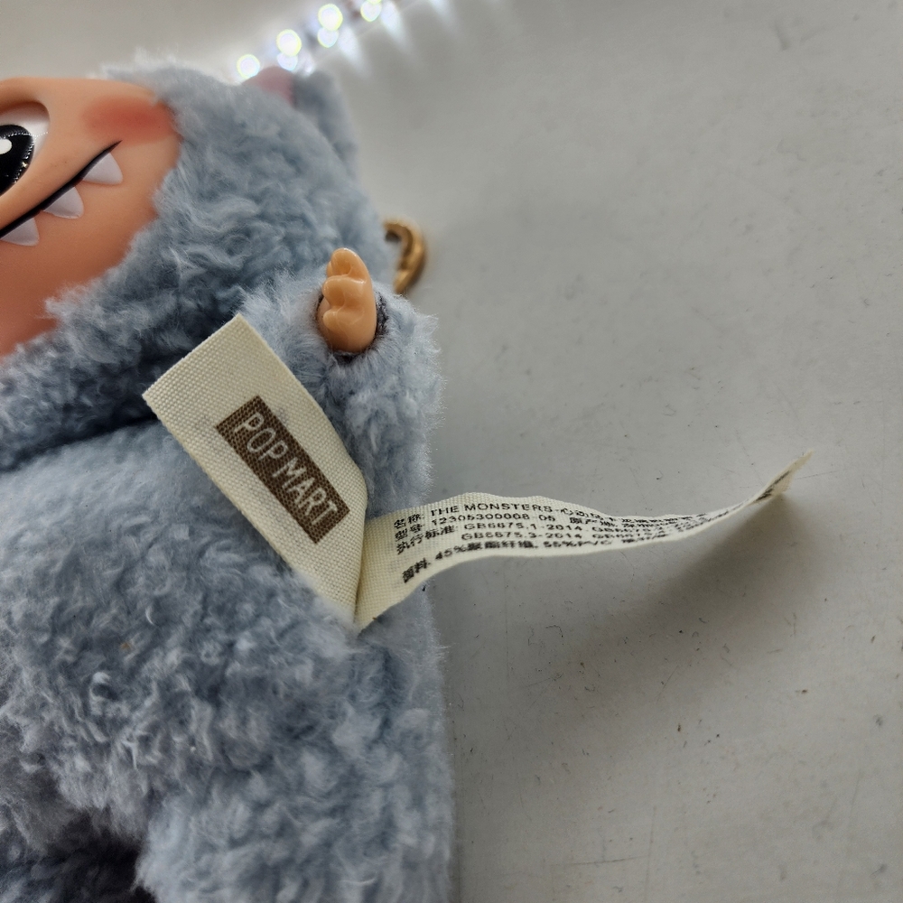 Labubu The Monsters Exciting Macaron Sea Salt Coconut | Vinyl Plush Pendant - Picture 11 of 16